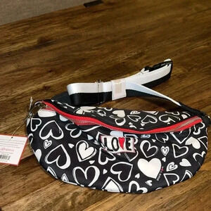 NWT BRIGHTON Designer Black/White Hearts LOVE Adjustable Fanny Pack Zip Closure